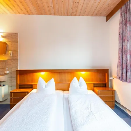 House In Near Zillertal Slopes, Cleaning Included Vakantiehuis *